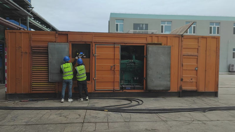 鹰手营子矿如何检查柴油发电机组的机油油位?